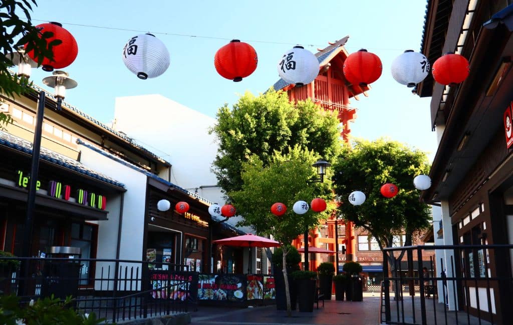 LA Like a Local Deposit Photos