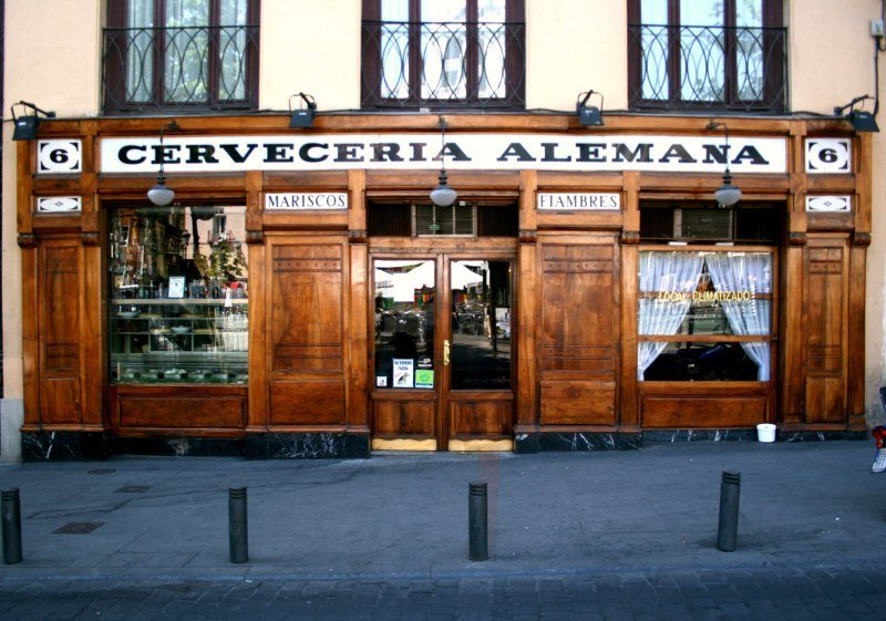 Madrid with kids: Hemingway's haunt, Cervecería Alemana