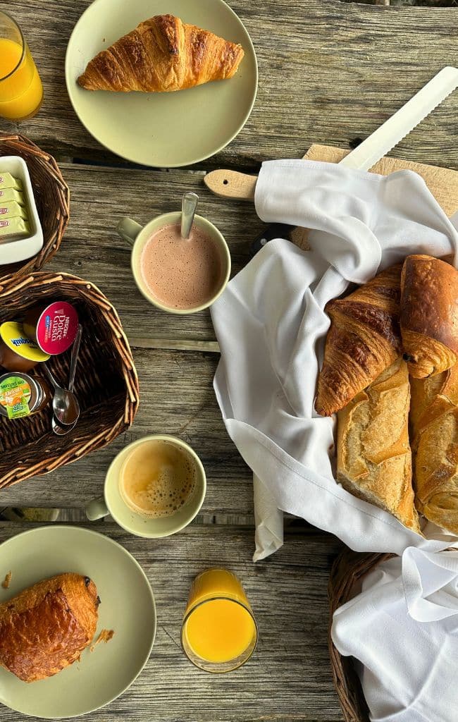 Châteaux Dans Les Arbres