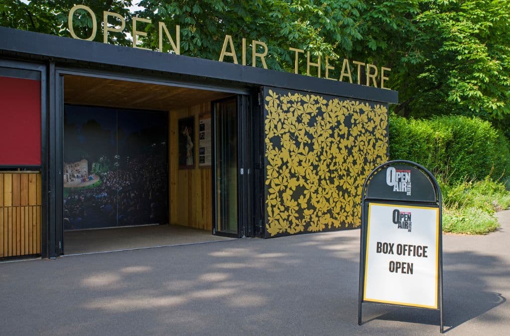 summer holidays in London