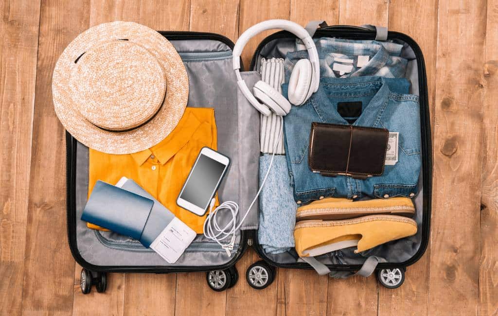 best present ideas for travel lovers