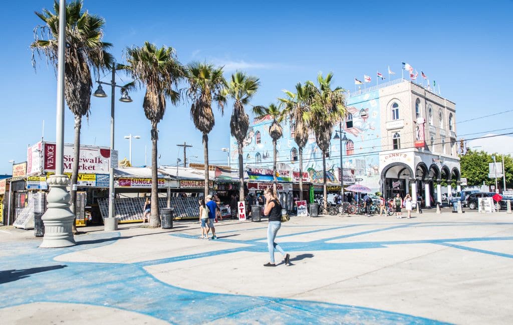 LA Like a Local Deposit Photos