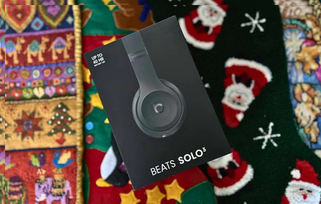 present ideas for travel lovers