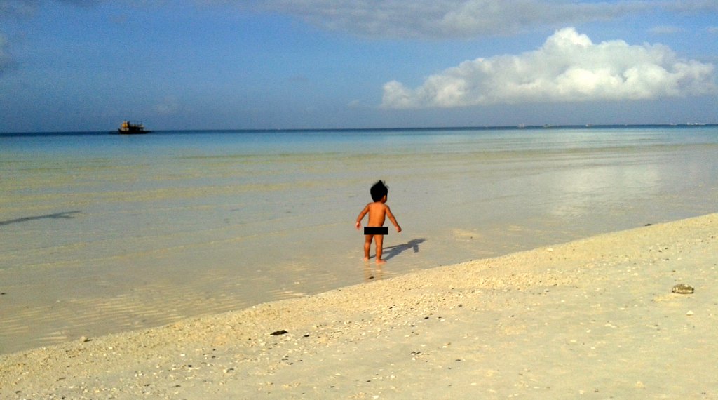 Beach Bum on Station One, 2