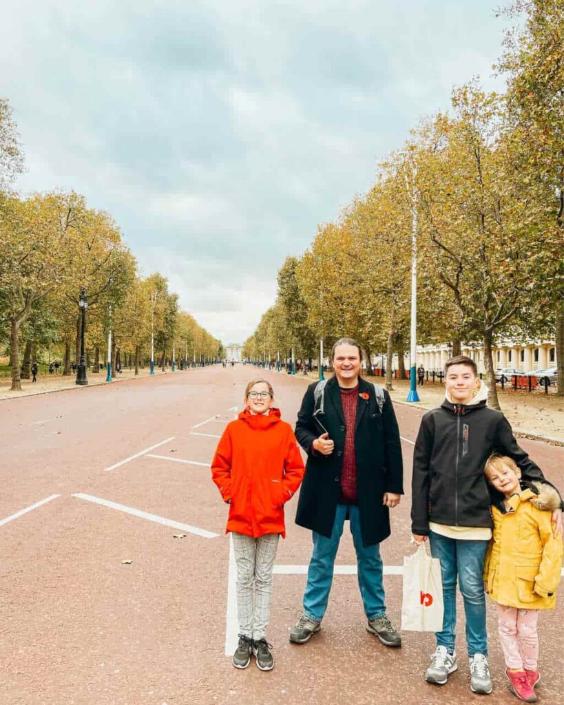 James Bond Tour London