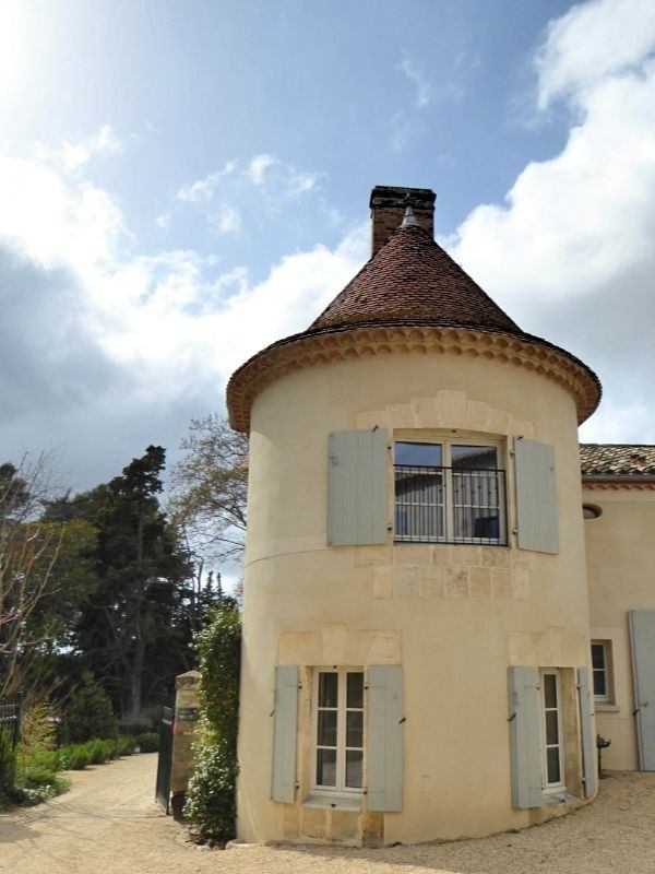 Chateau Les Carrasses, family-friendly luxury in the South of France