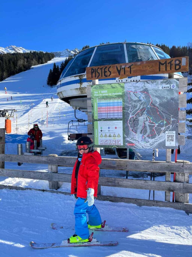 Hire Ski Clothes with EcoSki