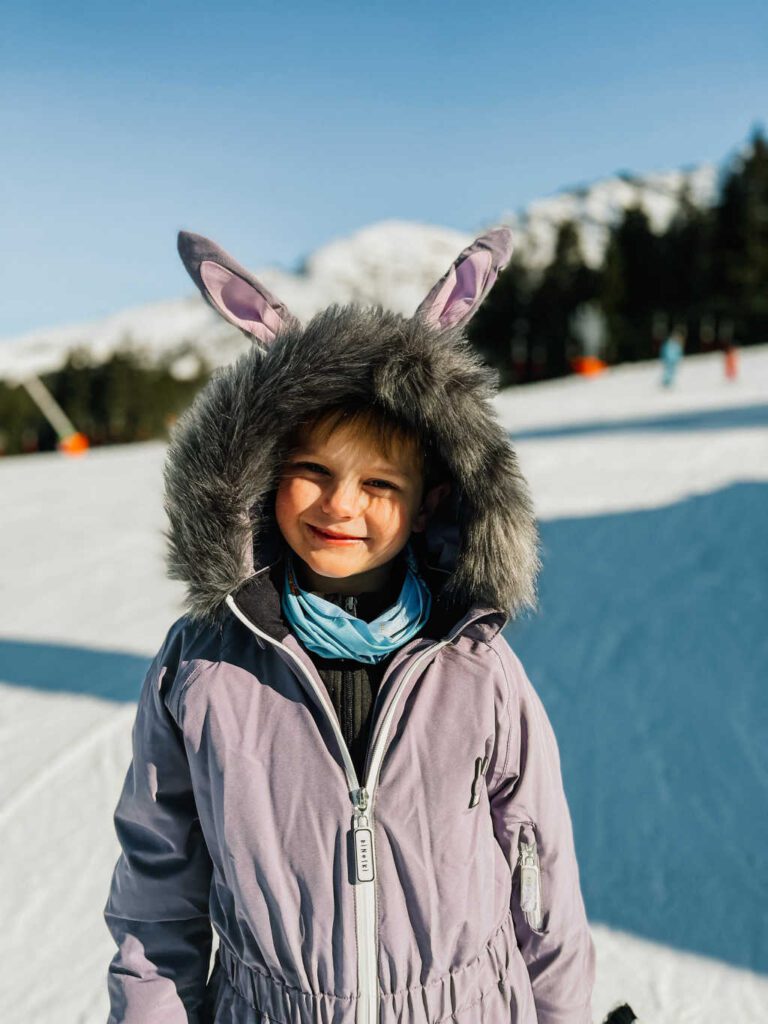 Hire ski clothes with EcoSki